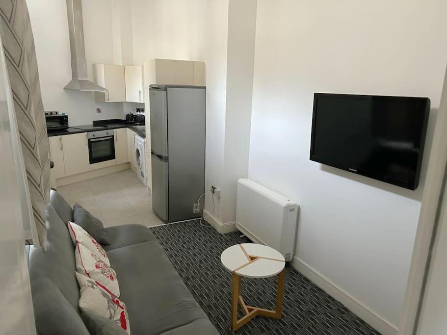 Modern 1 Bed Apartment In Salford Manchester Exterior foto